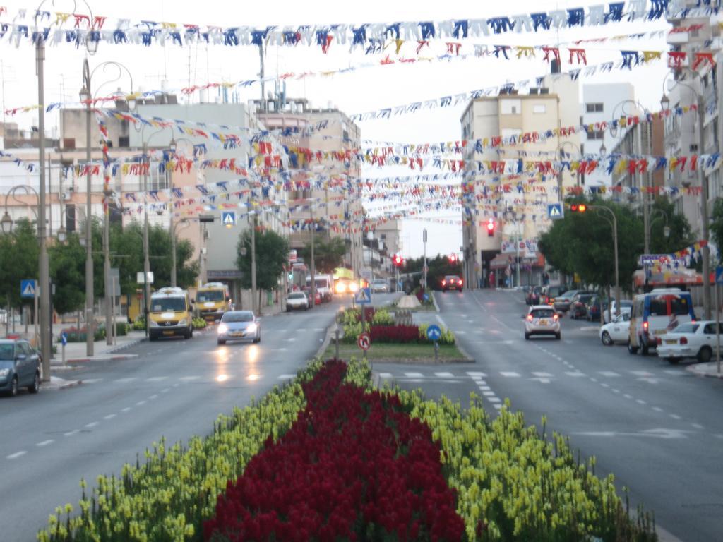 Apartments Petah Tiqwa - Bar Kochva Street Petach Tikva エクステリア 写真